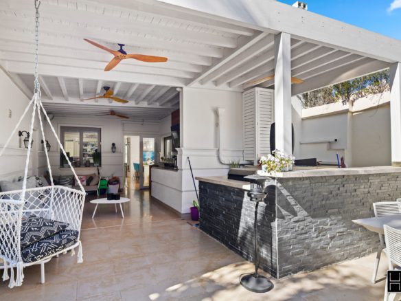 Architect designed house Herzliya Pituach Modern architecture villa Herzliya Israel Luxury design home Herzliya Pituach Premium real estate architect villa Israel