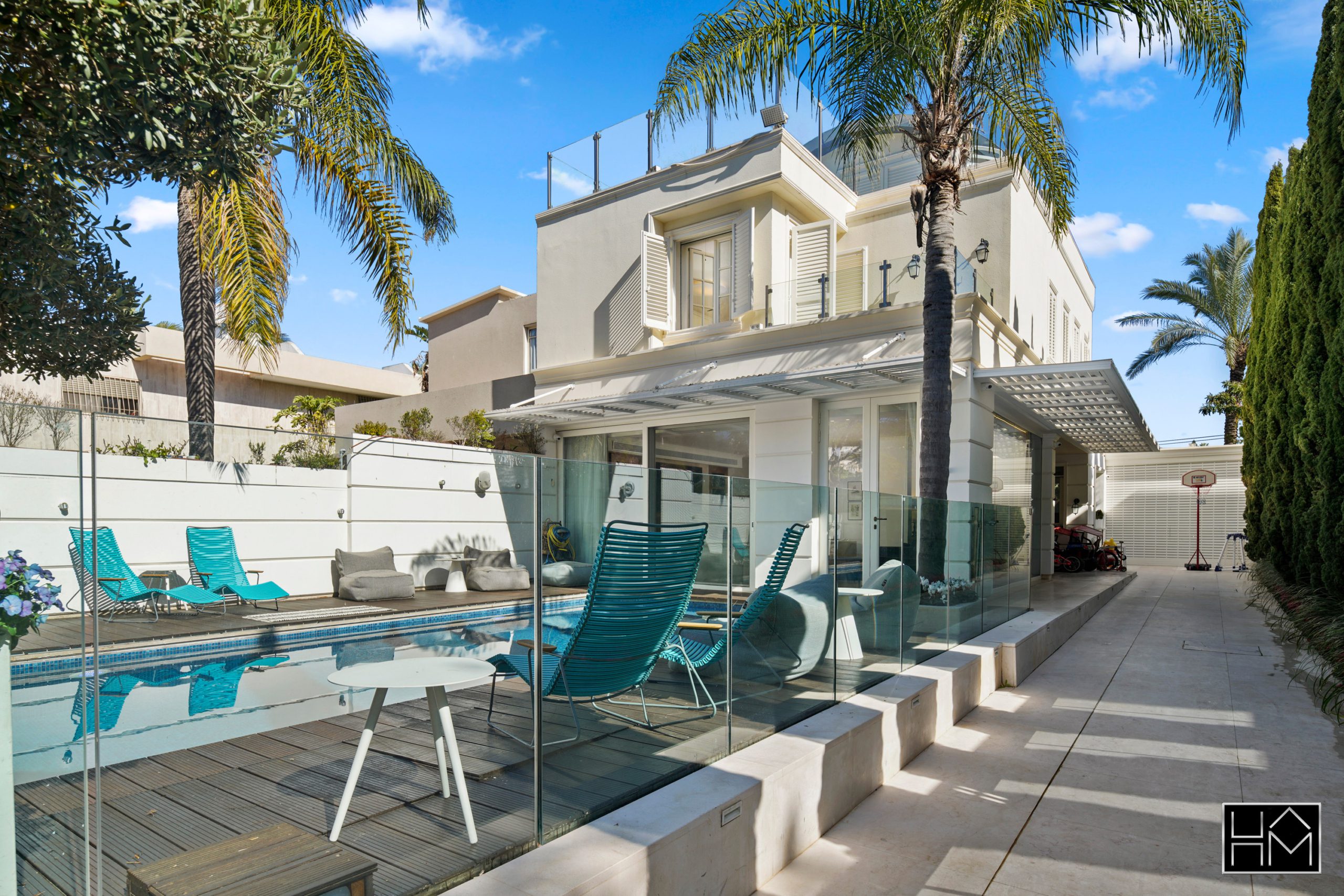 Architect designed house Herzliya Pituach Architect designed house Herzliya Pituach Modern architecture villa Herzliya Israel Luxury design home Herzliya Pituach Premium real estate architect villa Israel