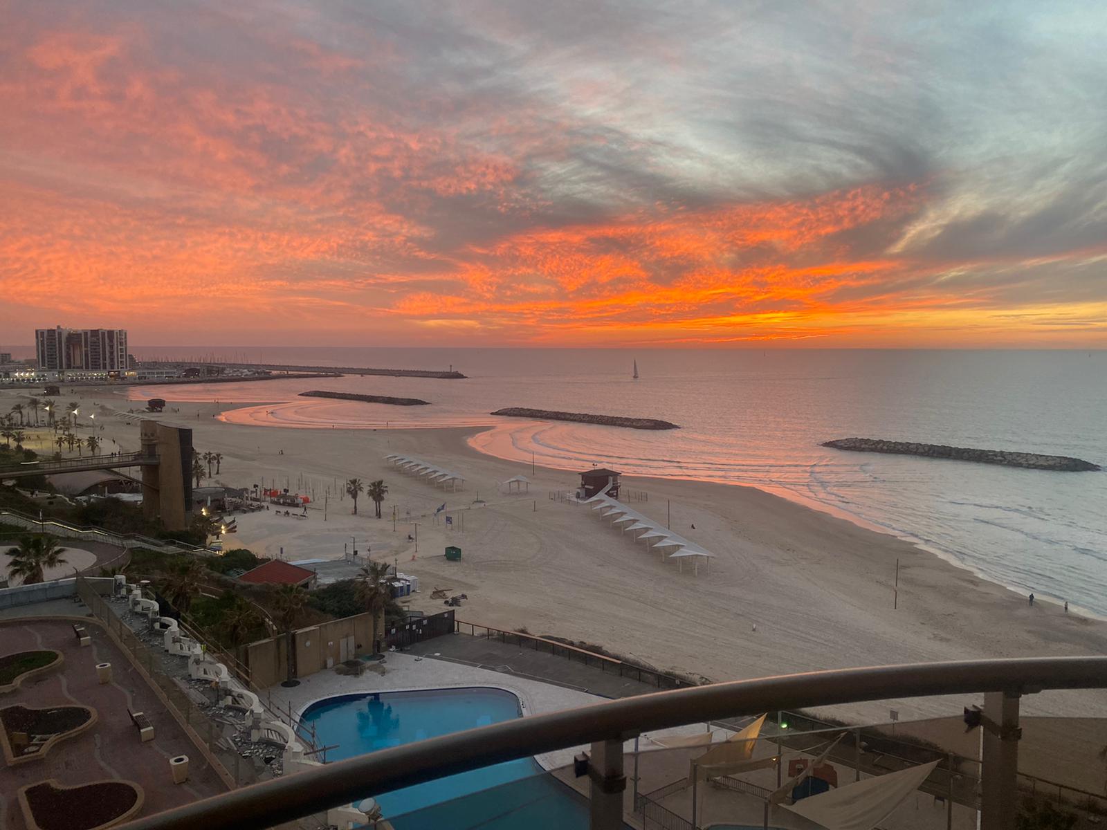 Luxury sea view apartment Herzliya Pituach 2 bedroom apartment near beach Herzliya Israel Modern apartment sea view Herzliya Pituach Real estate Herzliya beachfront apartment Luxury sea view apartment Herzliya Pituach 2 bedroom apartment near beach Herzliya Israel Modern apartment sea view Herzliya Pituach Real estate Herzliya beachfront apartment