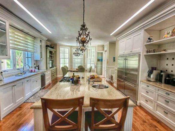 Luxury mansion Gan Haim Israel Private estate Gan Haim villa with land Luxury countryside house Israel near Kfar Saba Exclusive villa with large plot Gan Haim