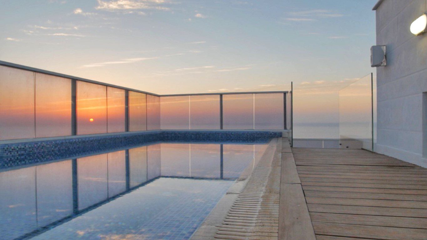 Luxury penthouse Netanya Diamond Project Sea view penthouse Netanya Israel Modern penthouse Netanya luxury apartment High end real estate Netanya penthouse