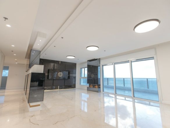 Luxury penthouse Netanya Diamond Project Sea view penthouse Netanya Israel Modern penthouse Netanya luxury apartment High end real estate Netanya penthouse