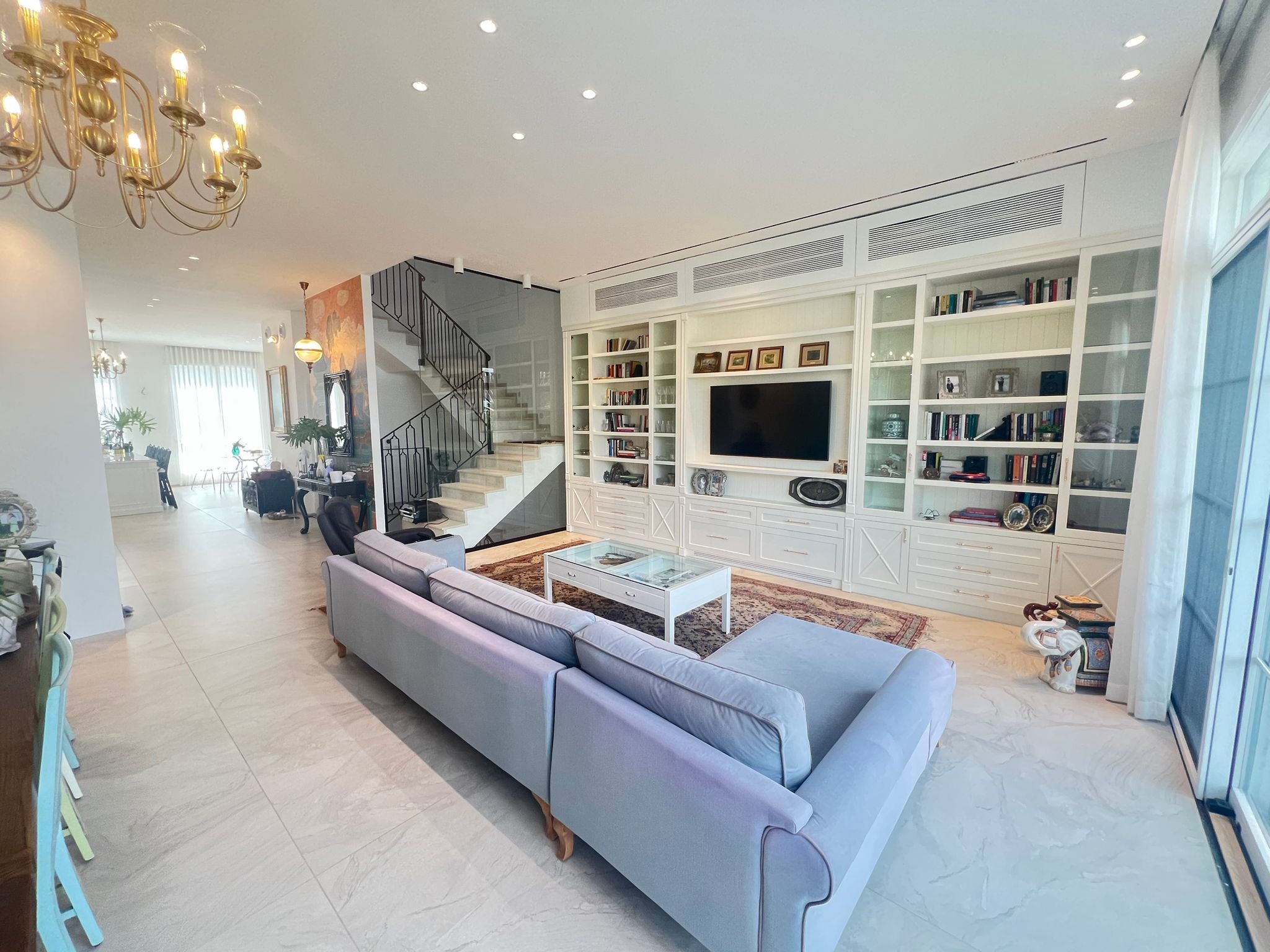 colonial style house in Herzliya B (6)