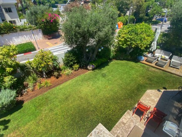 Luxury villa Herzliya Pituach near beach Modern villa Herzliya Pituach Israel Luxury home with garden Herzliya Pituach Premium real estate Herzliya Pituach villa