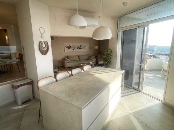 Beachfront duplex Herzliya sea view Panoramic sea view duplex Herzliya Pituach Luxury duplex near beach Herzliya Israel Sea view terrace duplex Herzliya marina