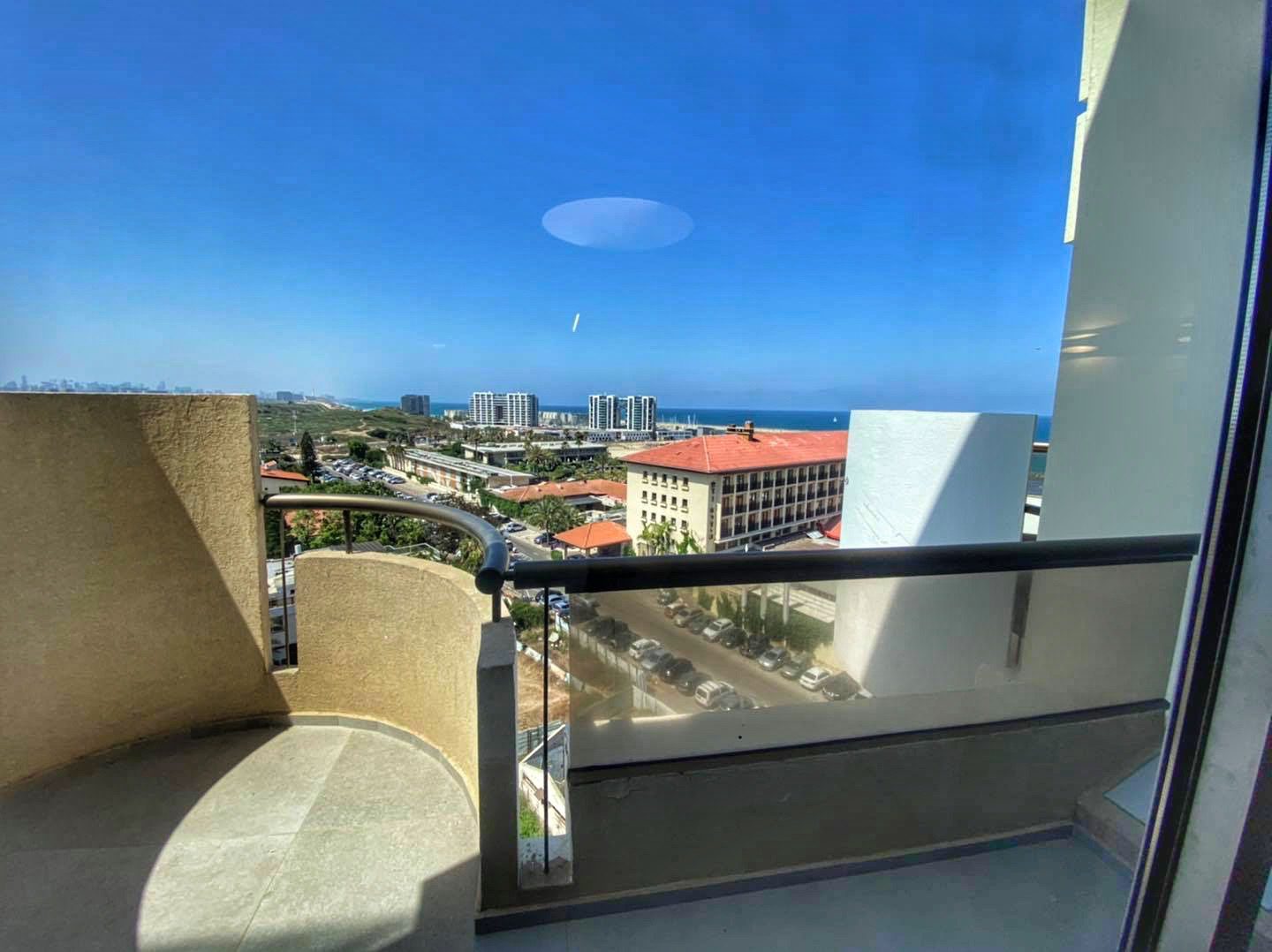 Luxury 3 bedroom apartment Herzliya Pituach sea view Sea view apartment Herzliya Israel 3 bedrooms Modern apartment near beach Herzliya Pituach High end apartment Herzliya coastal property