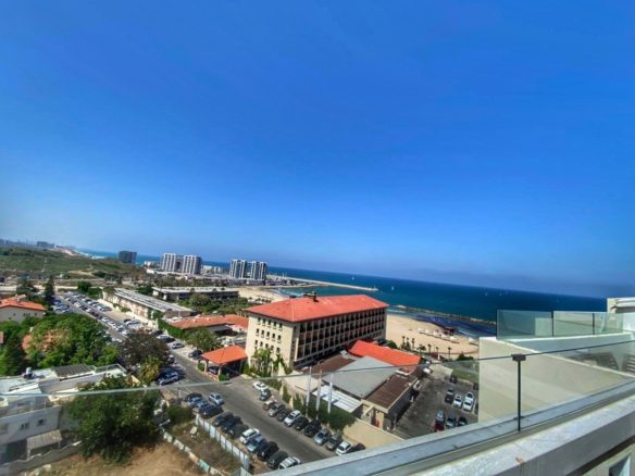 Luxury 3 bedroom apartment Herzliya Pituach sea view Sea view apartment Herzliya Israel 3 bedrooms Modern apartment near beach Herzliya Pituach High end apartment Herzliya coastal property