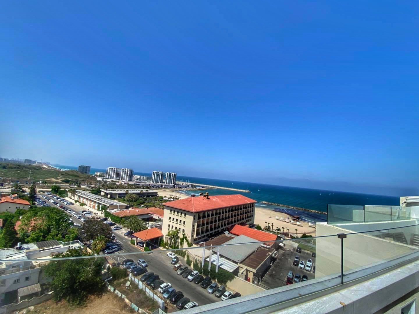 Luxury 3 bedroom apartment Herzliya Pituach sea view Sea view apartment Herzliya Israel 3 bedrooms Modern apartment near beach Herzliya Pituach High end apartment Herzliya coastal property