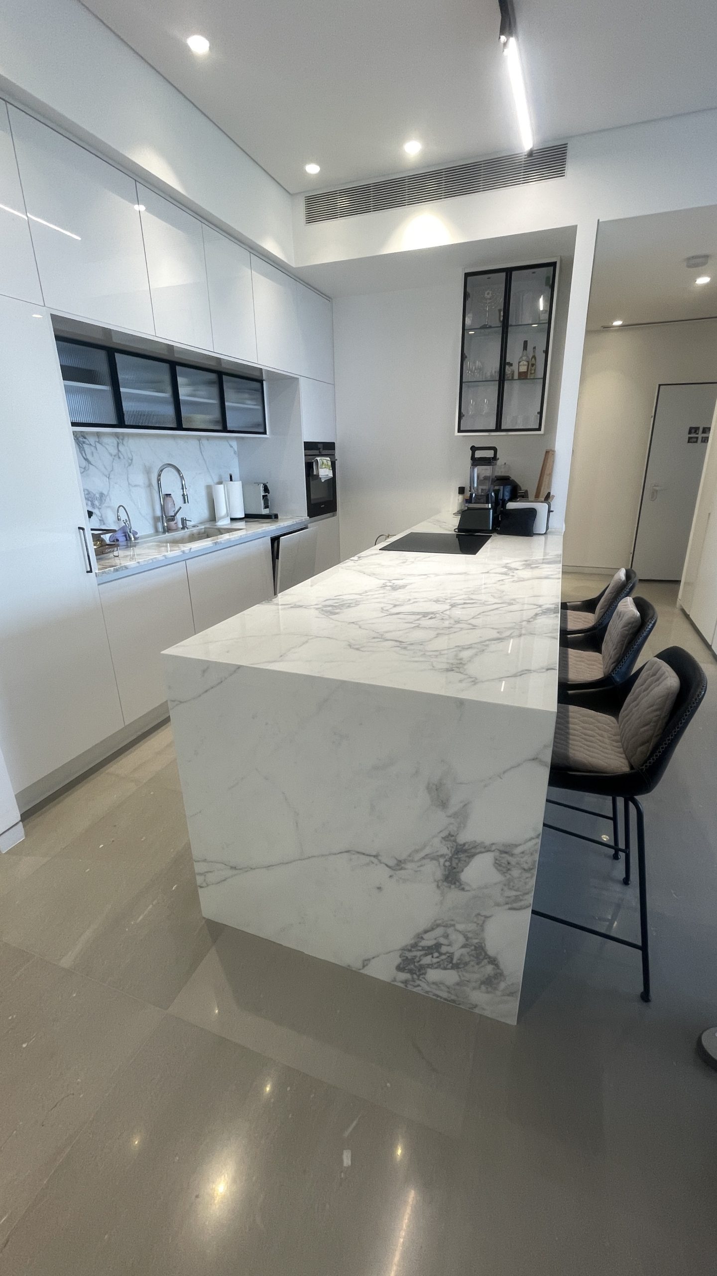 Luxury 3 bedroom apartment Herzliya Pituach Modern apartment Herzliya Israel 3 bedrooms High end apartment near beach Herzliya Premium real estate Herzliya Pituach apartment