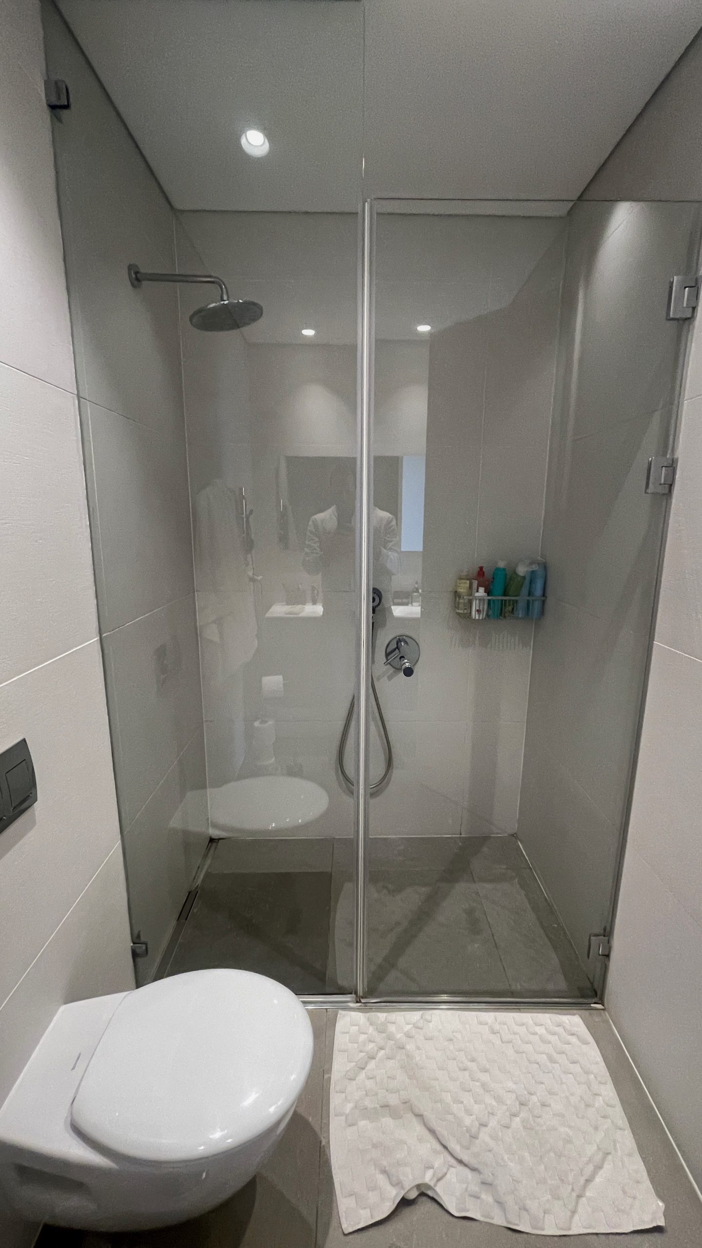 Luxury 3 bedroom apartment Herzliya Pituach Modern apartment Herzliya Israel 3 bedrooms High end apartment near beach Herzliya Premium real estate Herzliya Pituach apartment