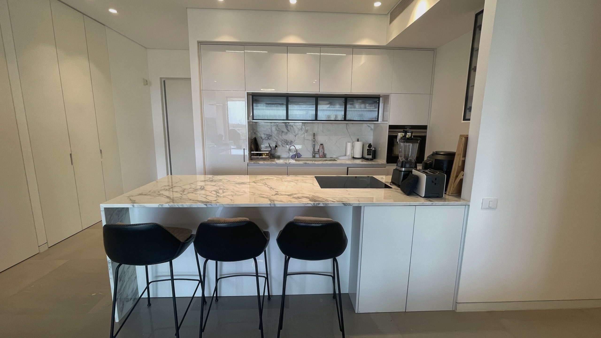 Luxury 3 bedroom apartment Herzliya Pituach Modern apartment Herzliya Israel 3 bedrooms High end apartment near beach Herzliya Premium real estate Herzliya Pituach apartment