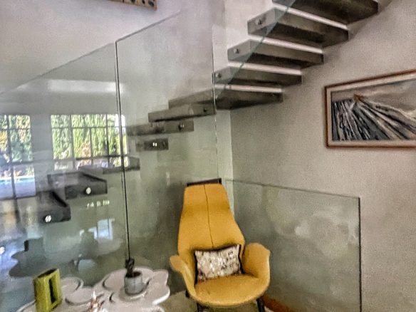 Modern luxury villa Herzliya indoor outdoor living Warm design villa Herzliya Pituach luxury home Open space villa Herzliya Israel modern design Luxury villa with garden and pool Herzliya