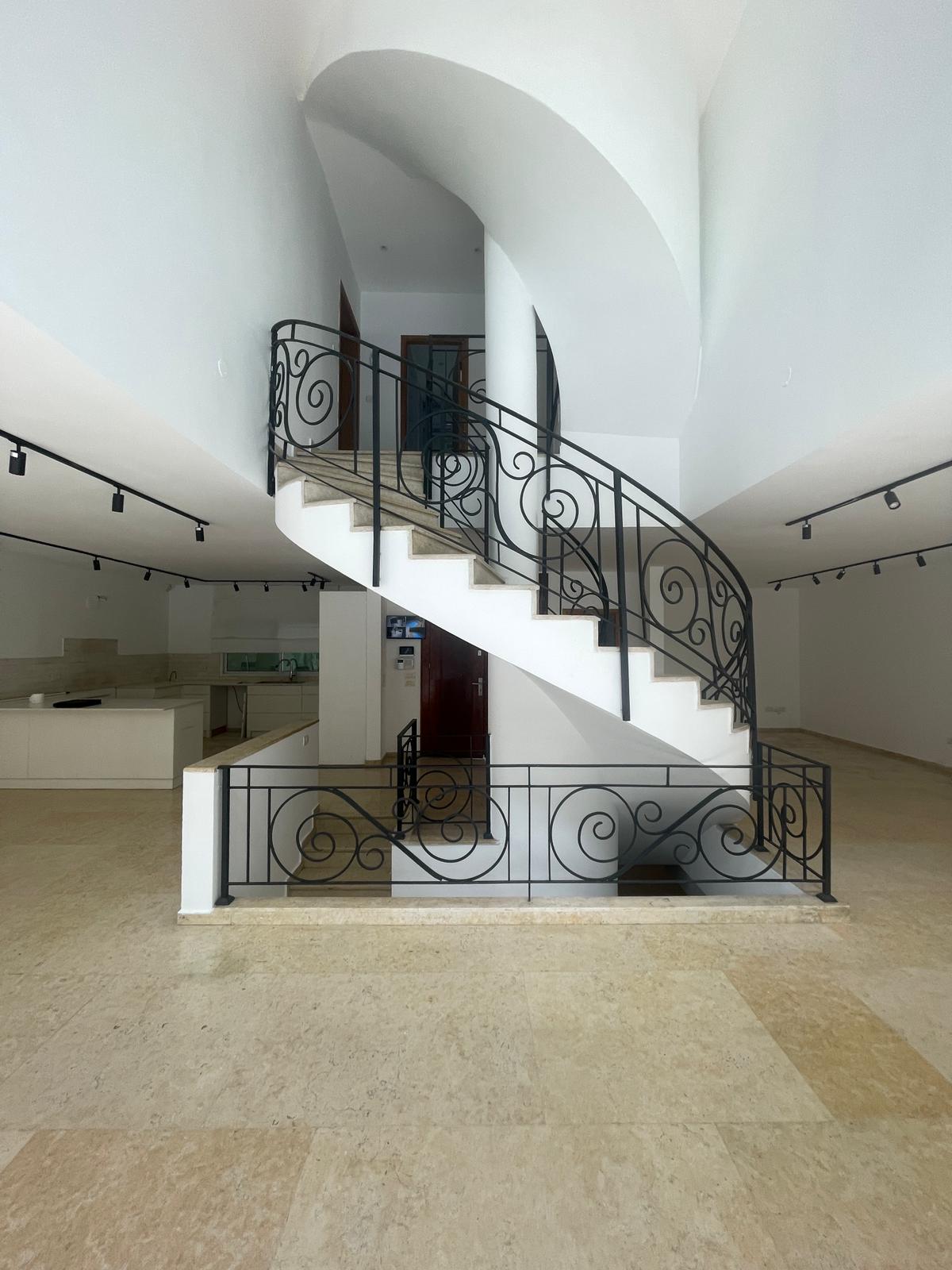 Investment property Herzliya Pituach near sea House for renovation Herzliya Israel Development opportunity Herzliya Pituach property Real estate investment Herzliya coastal area