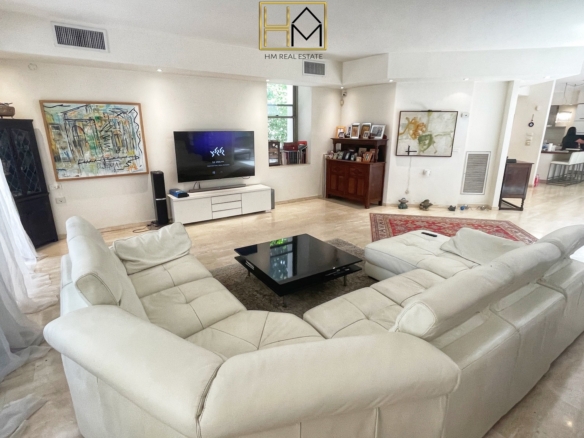 Luxury villa David Hamelech Herzliya Pituach Prime street villa Herzliya Israel Luxury real estate David Hamelech Street Villa near sea Herzliya Pituach