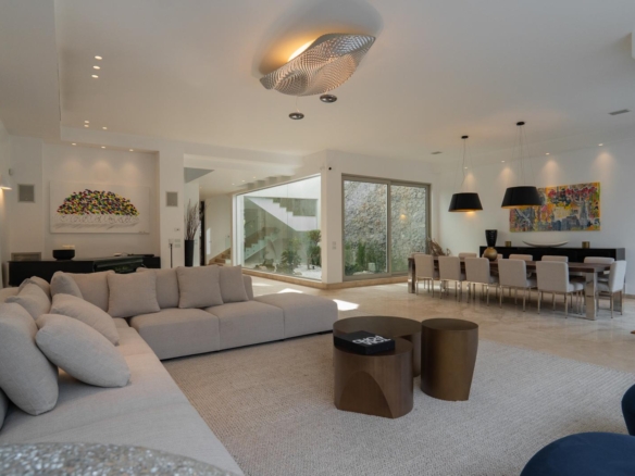 Luxury villa David Hamelech Herzliya Pituach Prime street villa Herzliya Israel Luxury real estate David Hamelech Street Villa near sea Herzliya Pituach