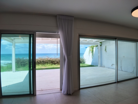 Luxury house for rent Galei Tekhelet Herzliya Pituach House for rent near the sea Herzliya Pituach Luxury rental home Galei Tekhelet Israel 5 bedroom house for rent Herzliya Pituach Luxury real estate rental Herzliya Israel