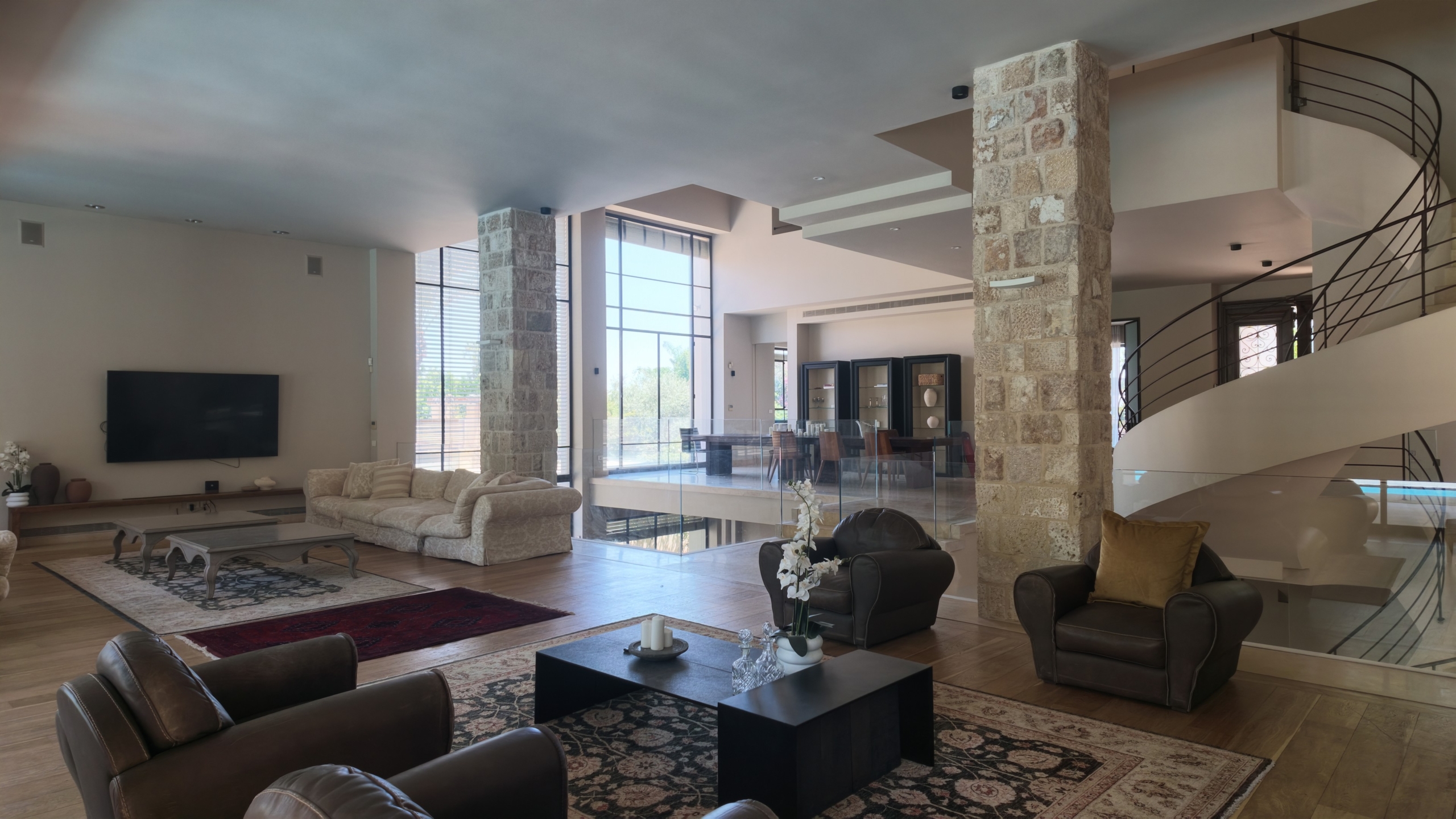 8 bedroom luxury villa for rent Herzliya Pituach
