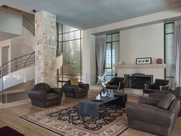 Luxury villa private cinema gym sauna Herzliya