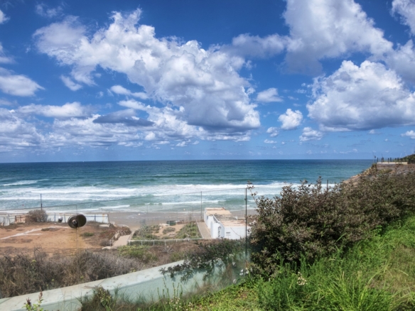 Luxury house for rent Galei Tekhelet Herzliya Pituach House for rent near the sea Herzliya Pituach Luxury rental home Galei Tekhelet Israel 5 bedroom house for rent Herzliya Pituach Luxury real estate rental Herzliya Israel