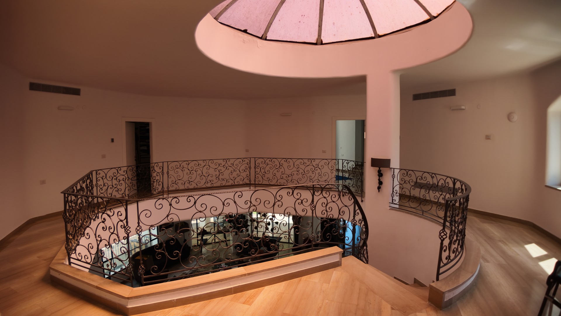 Modern Mediterranean villa for rent Herzliya Pituach