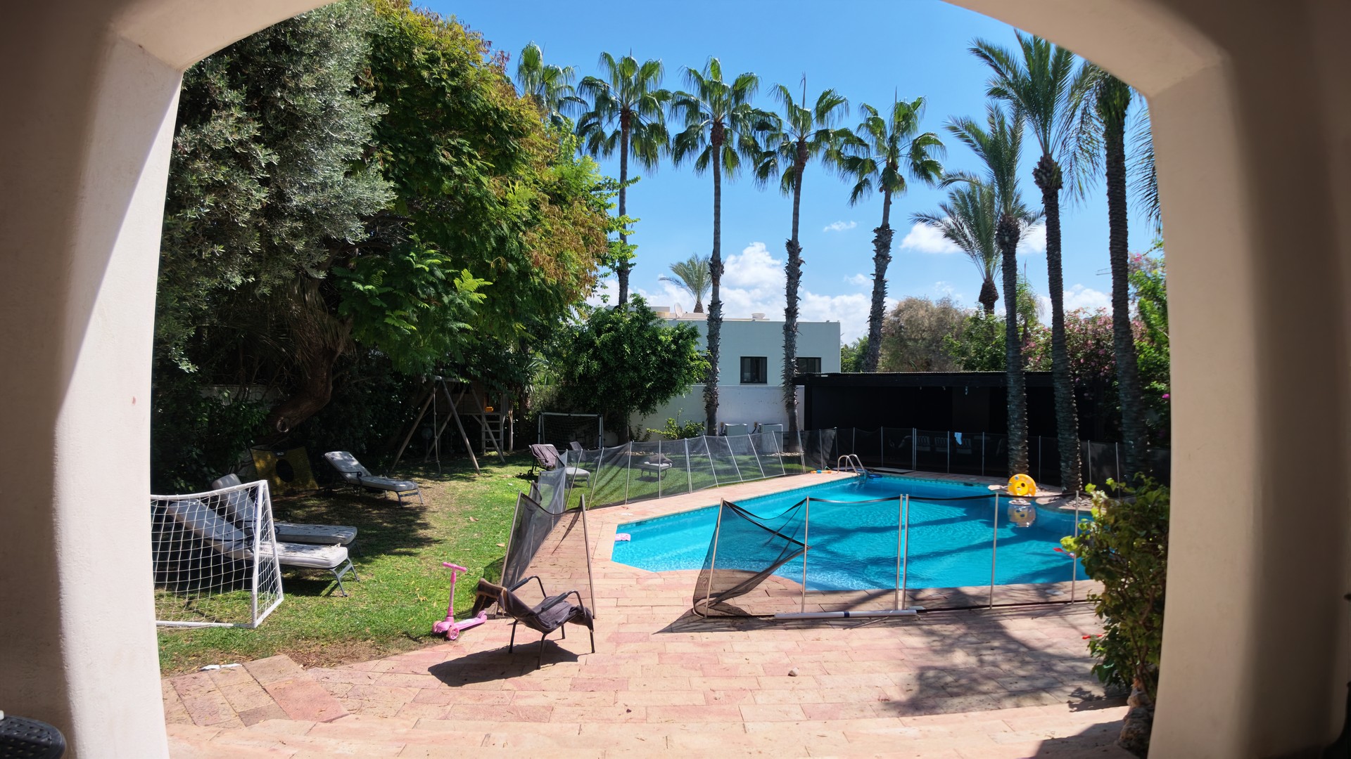 Modern Mediterranean villa for rent Herzliya Pituach